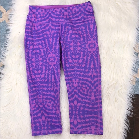 Zella Pants - Zella purple and pink crop Capri leggings